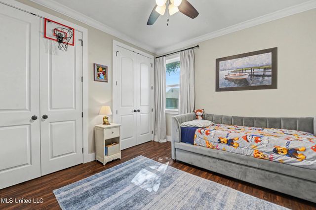 802 Old Spanish Trail, Bay Saint Louis, MS 39520