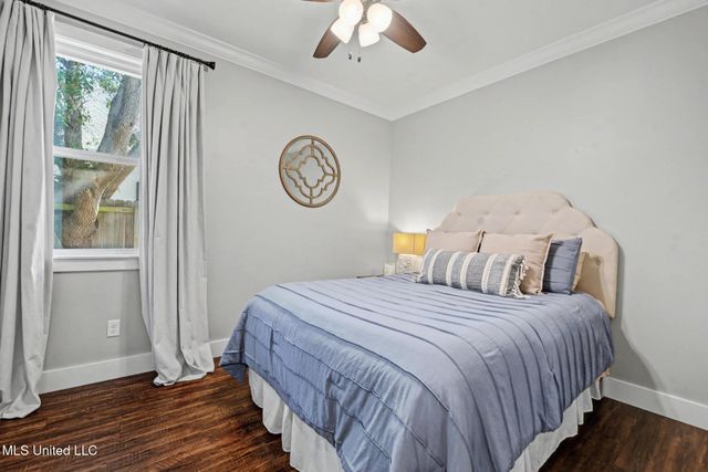 802 Old Spanish Trail, Bay Saint Louis, MS 39520