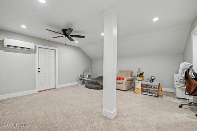 802 Old Spanish Trail, Bay Saint Louis, MS 39520