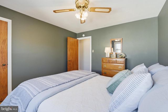 31 W MARTHART AVE, Havertown, PA 19083