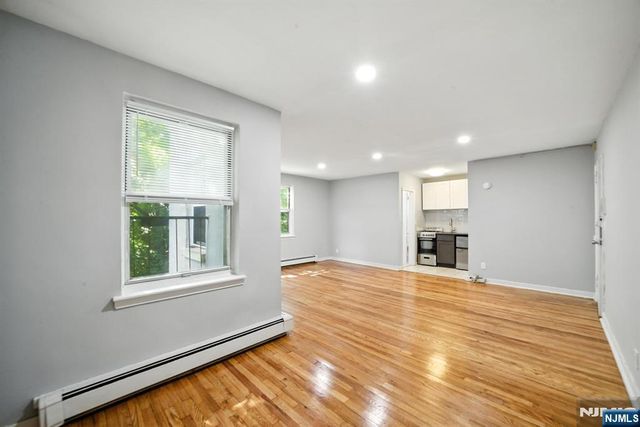 819 Bloomfield Avenue 12, Montclair, NJ 07042