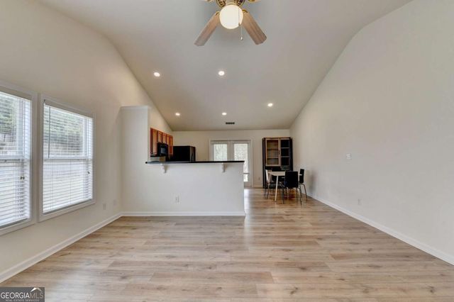 4644 Pine Isle Way, Sugar Hill, GA 30518