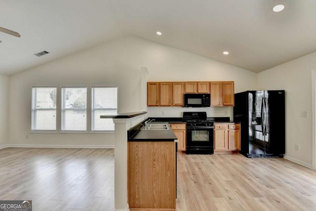 4644 Pine Isle Way, Sugar Hill, GA 30518