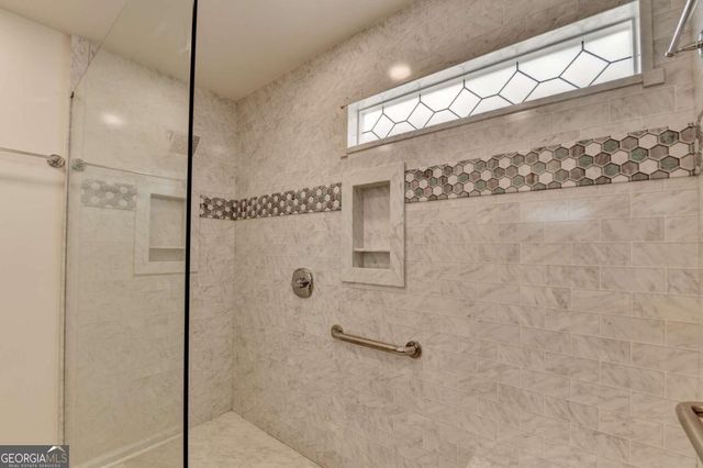 4644 Pine Isle Way, Sugar Hill, GA 30518