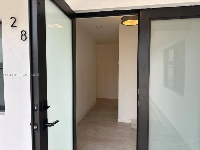 2832 SW 124th Ct, Miami, FL 33175