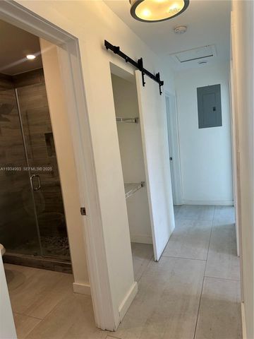 2832 SW 124th Ct, Miami, FL 33175