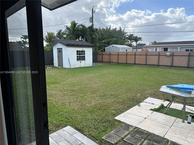2832 SW 124th Ct, Miami, FL 33175