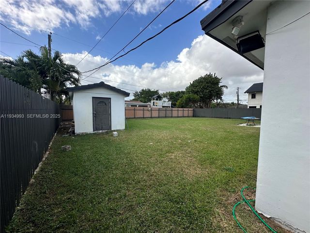 2832 SW 124th Ct, Miami, FL 33175