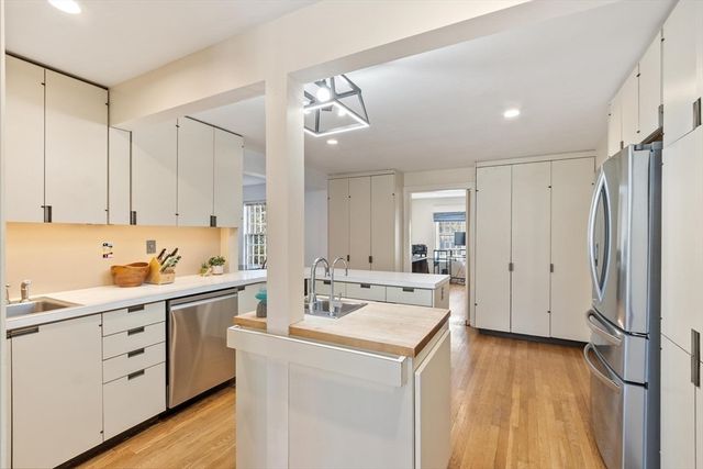 96 Mossman Rd, Sudbury, MA 01776