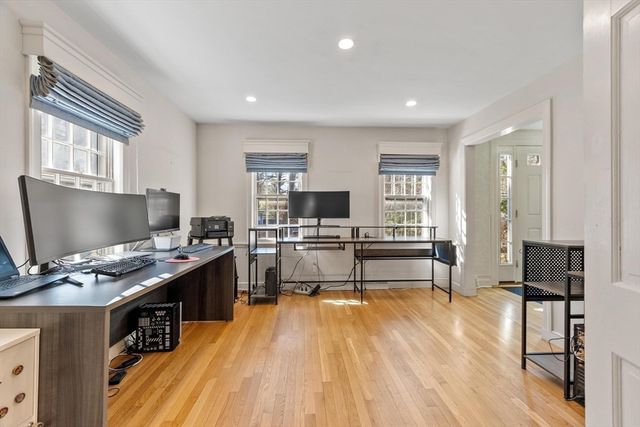 96 Mossman Rd, Sudbury, MA 01776