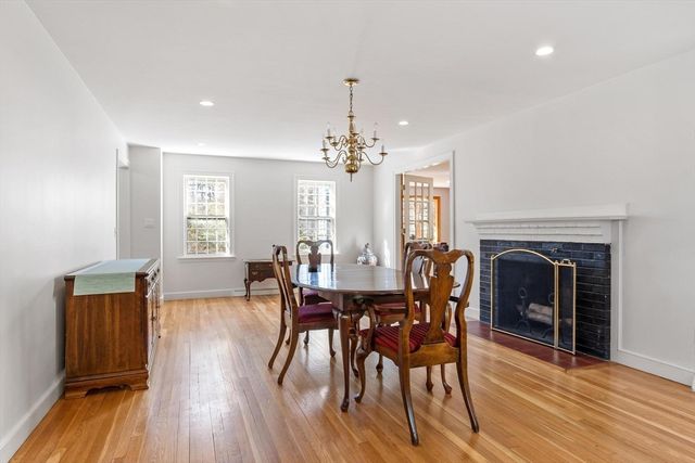 96 Mossman Rd, Sudbury, MA 01776