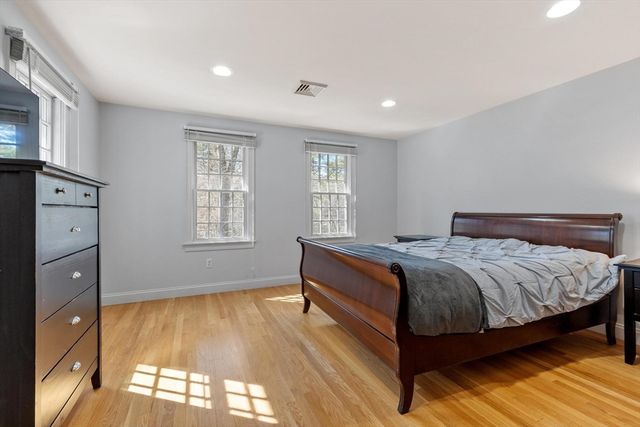 96 Mossman Rd, Sudbury, MA 01776