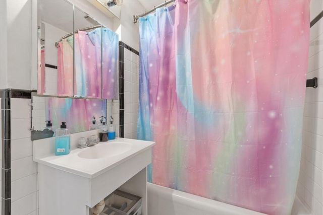 96 Mossman Rd, Sudbury, MA 01776