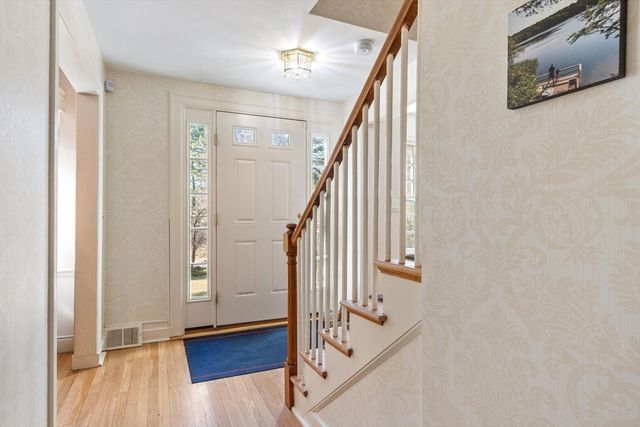 96 Mossman Rd, Sudbury, MA 01776