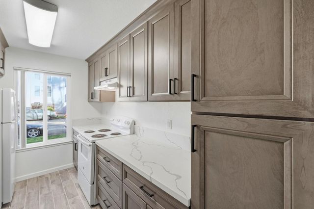 1660 Laguna Street D, Concord, CA 94520