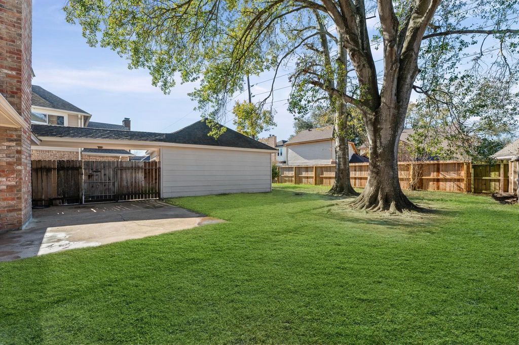 Image 26 of property listing at 20618 Prince Creek Drive, Katy, TX 77450