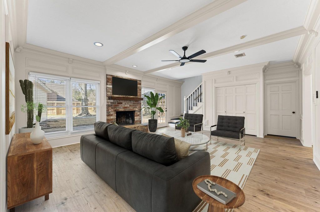 Image 4 of property listing at 20618 Prince Creek Drive, Katy, TX 77450