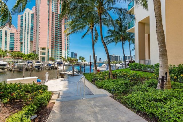 3340 NE 190th St 409, Aventura, FL 33180