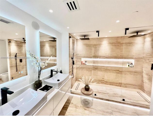 3340 NE 190th St 409, Aventura, FL 33180