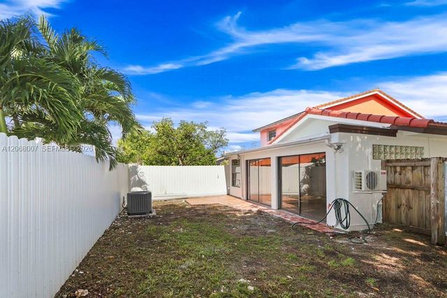 6330 SW 135th Avenue 39, Miami, FL 33183