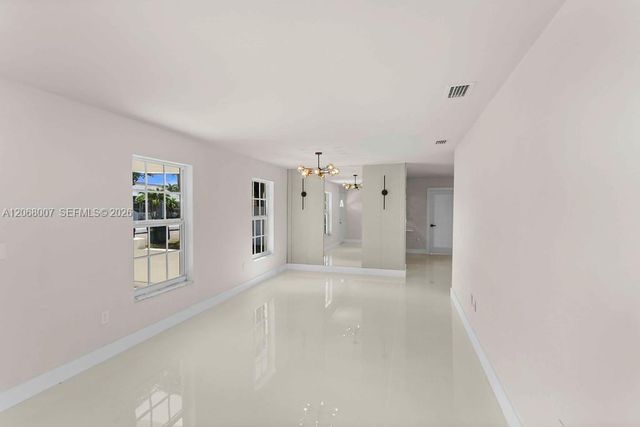 6330 SW 135th Avenue 39, Miami, FL 33183