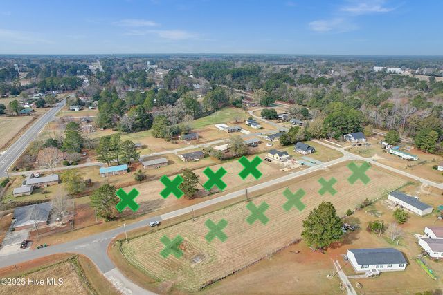 97 Hillside Street, Clarkton, NC 28433