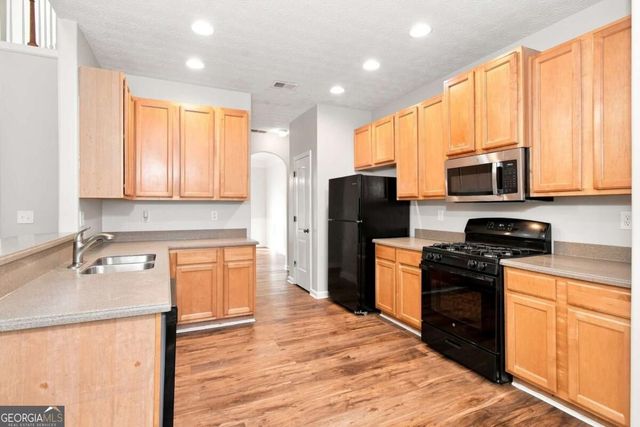 632 Addison Way, Mcdonough, GA 30253