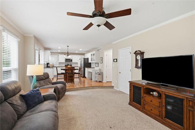 12265 S Mullen Road, Olathe, KS 66220