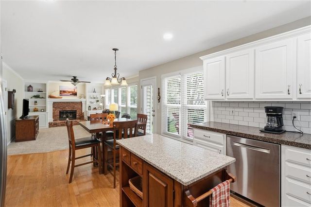 12265 S Mullen Road, Olathe, KS 66220