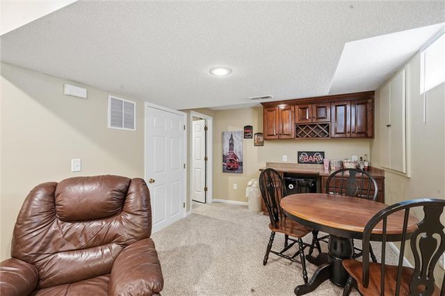 12265 S Mullen Road, Olathe, KS 66220