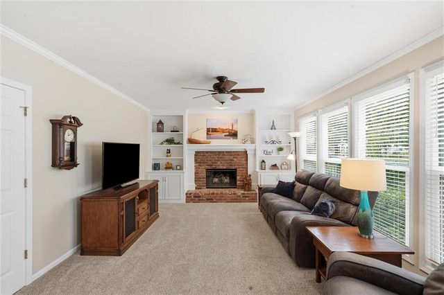 12265 S Mullen Road, Olathe, KS 66220