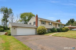 56 Clearfield Drive, Meriden, CT 06450