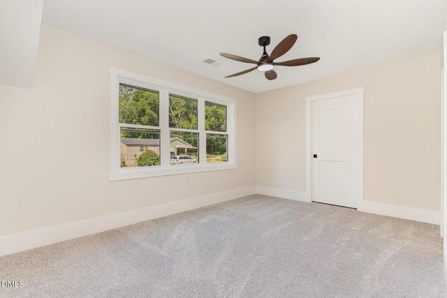 301 W College Street, Louisburg, NC 27549