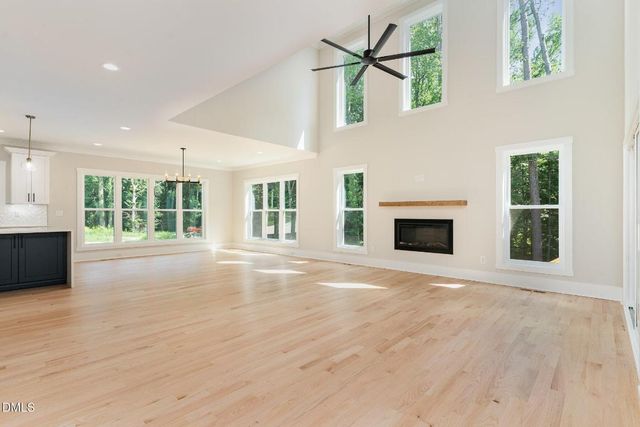 301 W College Street, Louisburg, NC 27549