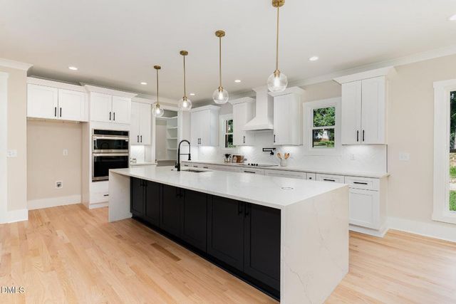 301 W College Street, Louisburg, NC 27549