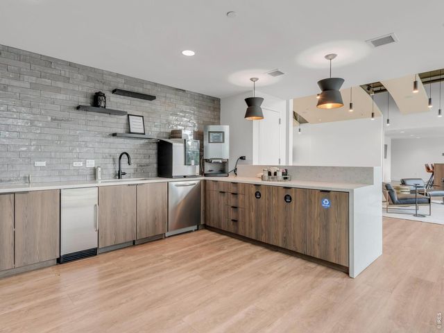 1700 Bassett St 2117, Denver, CO 80202