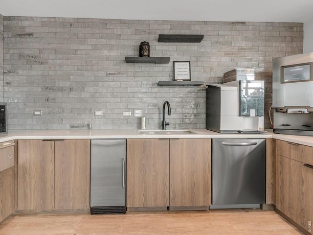 1700 Bassett St 2117, Denver, CO 80202