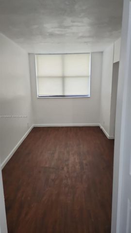 2401 Riverside Dr 510-B, Coral Springs, FL 33065