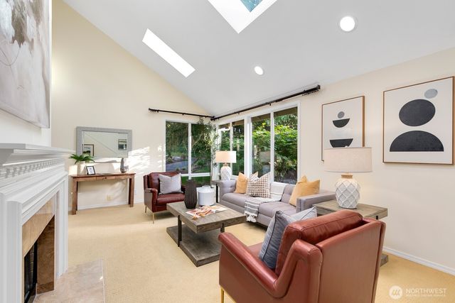 11404 NE 103rd Street, Kirkland, WA 98033