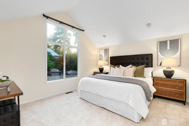 11404 NE 103rd Street, Kirkland, WA 98033