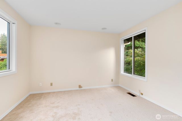 11404 NE 103rd Street, Kirkland, WA 98033