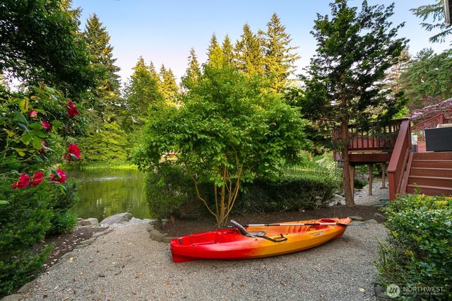 11404 NE 103rd Street, Kirkland, WA 98033