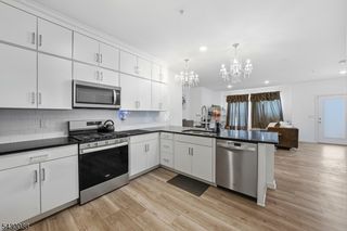 1 Sadie Cir 1101, Union Twp., NJ 07083