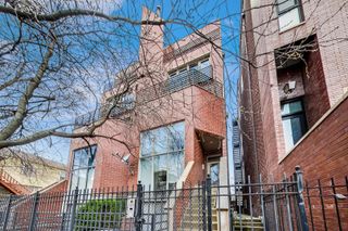 1622 W Ontario Street 1E, Chicago, IL 60622