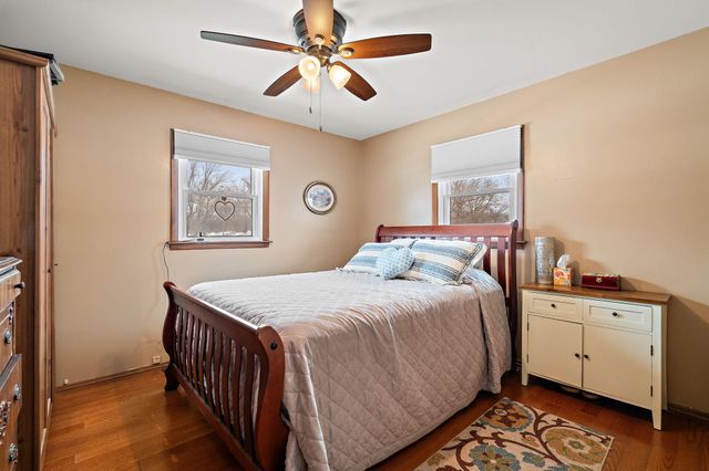 5851 Newport Avenue, Portage, IN 46368