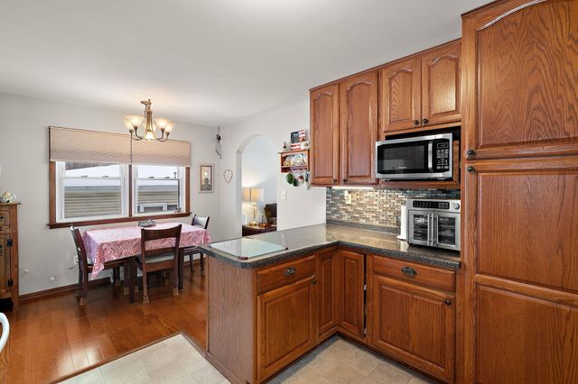 5851 Newport Avenue, Portage, IN 46368