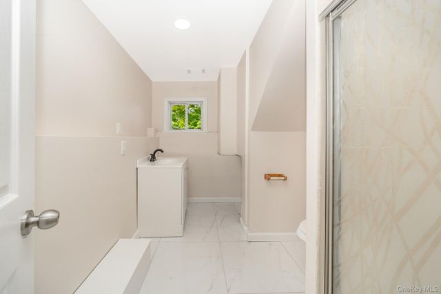 880 Washington Street, Baldwin, NY 11510