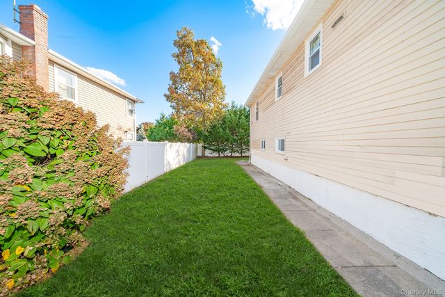 880 Washington Street, Baldwin, NY 11510