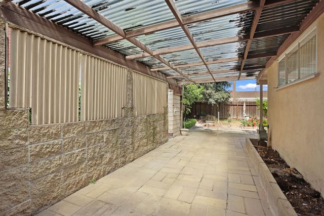 1617 Ashwood Dr, Modesto, CA 95350