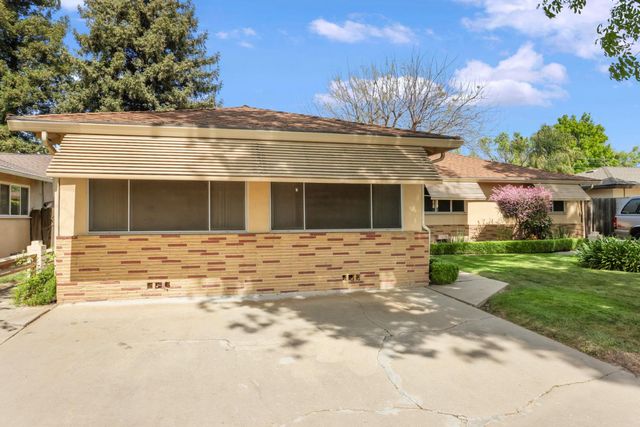 1617 Ashwood Dr, Modesto, CA 95350